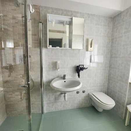 2 Palme Hotel 2*